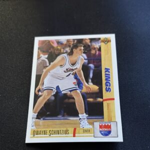 Dwayne Schintzius